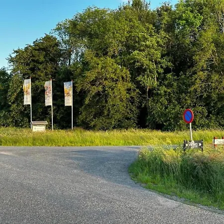 Holiday Home Nijmegen With Lake View * Ewijk