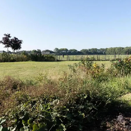 Hébergement de vacances Holiday Home Nijmegen With Lake View